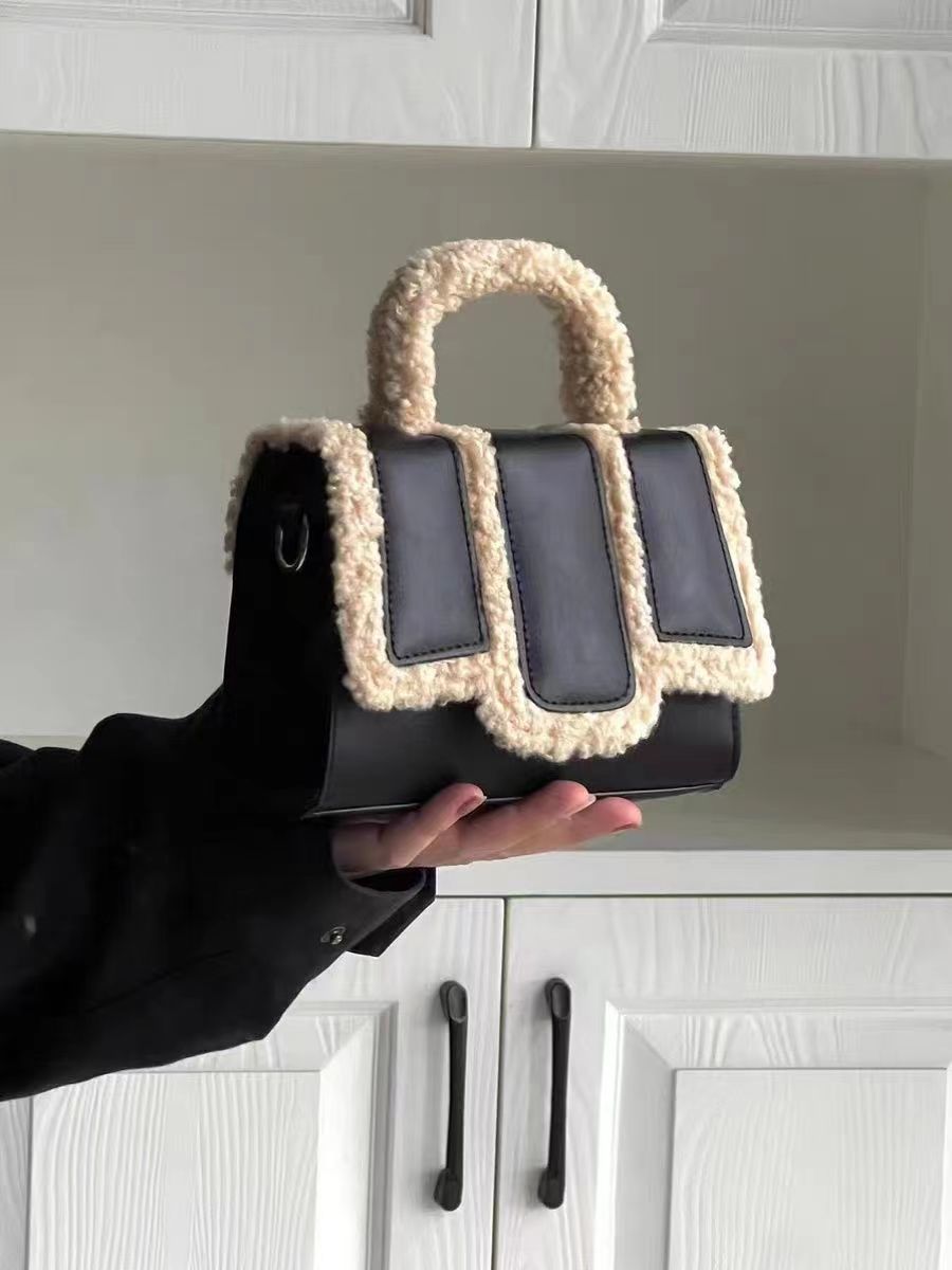 MOs Lamb Wool Portable And Fashion Crossbody Bag